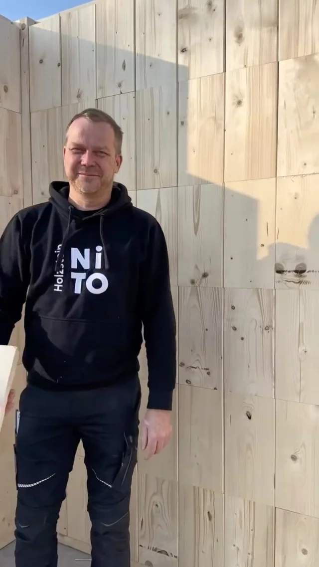 Das Einfamilienhaus Was Hier Gebaut Wird Soll Ein Holzhaus Mit Wohlfühl- Klima Werden. Die Nito-Wände Aus Massivem Vollholz Passen Hier Natürlich Gut!😉
Unsere Nito Steine Sind Zugelassen Für Gebäude Bis 2Etagen+ Dachgeschoss!
Habt Ihr Fragen Zu Unserem Baustoff, Guckt Mal Auf Unsere Seite!
#Holzhaus #Einfachbauen #Bauen #Hausbau #Holz